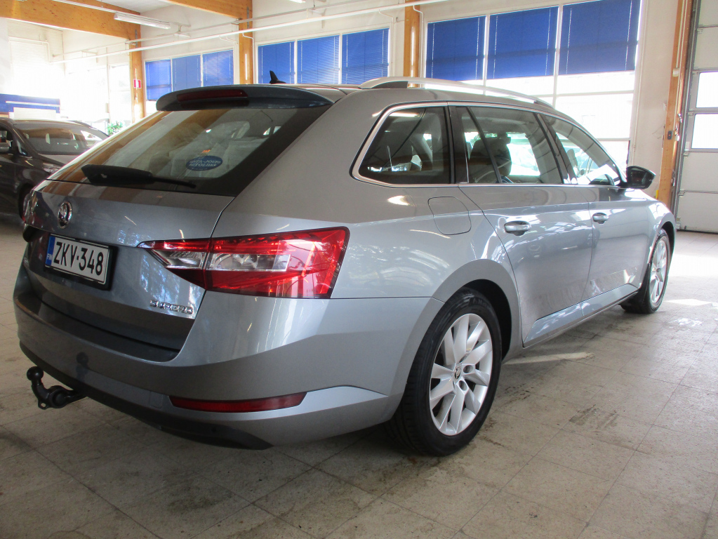 Skoda Superb vaihtoauto