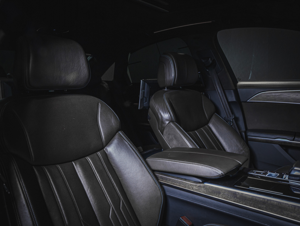 Audi A8 vaihtoauto