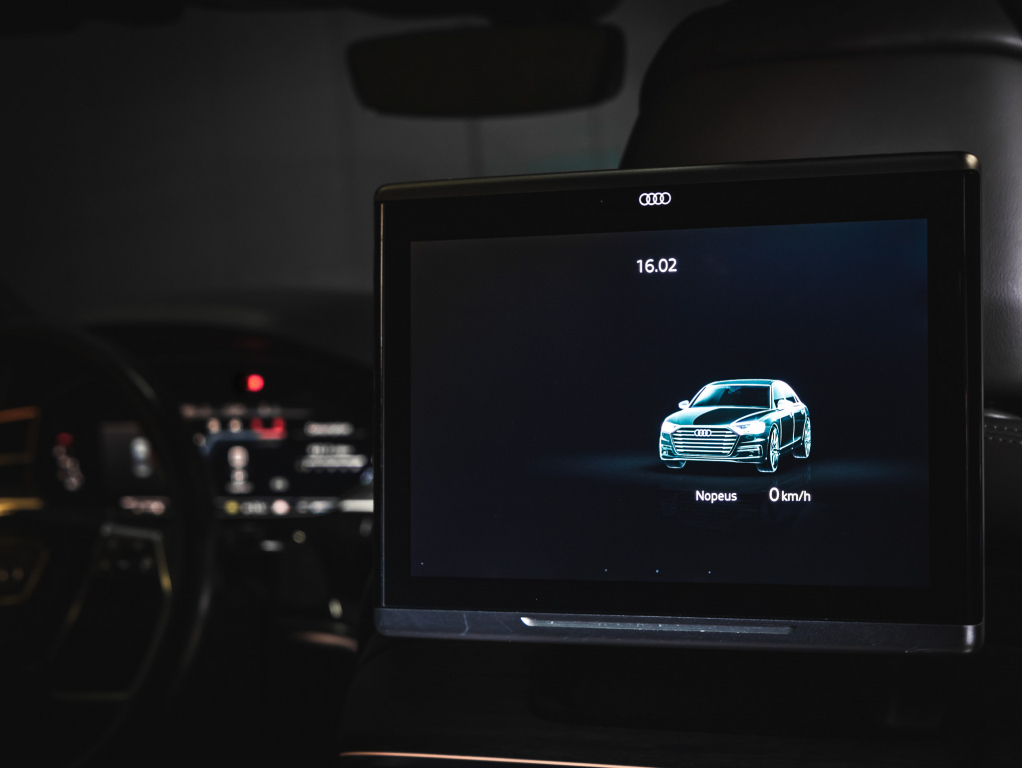 Audi A8 vaihtoauto