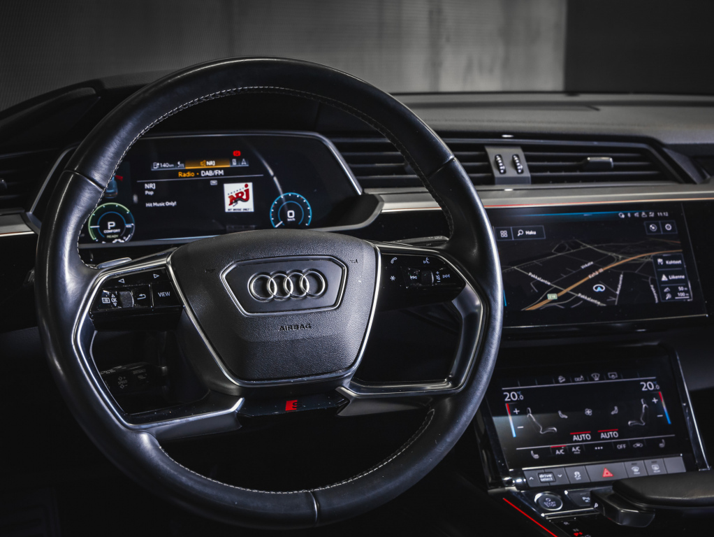 Audi e-tron vaihtoauto