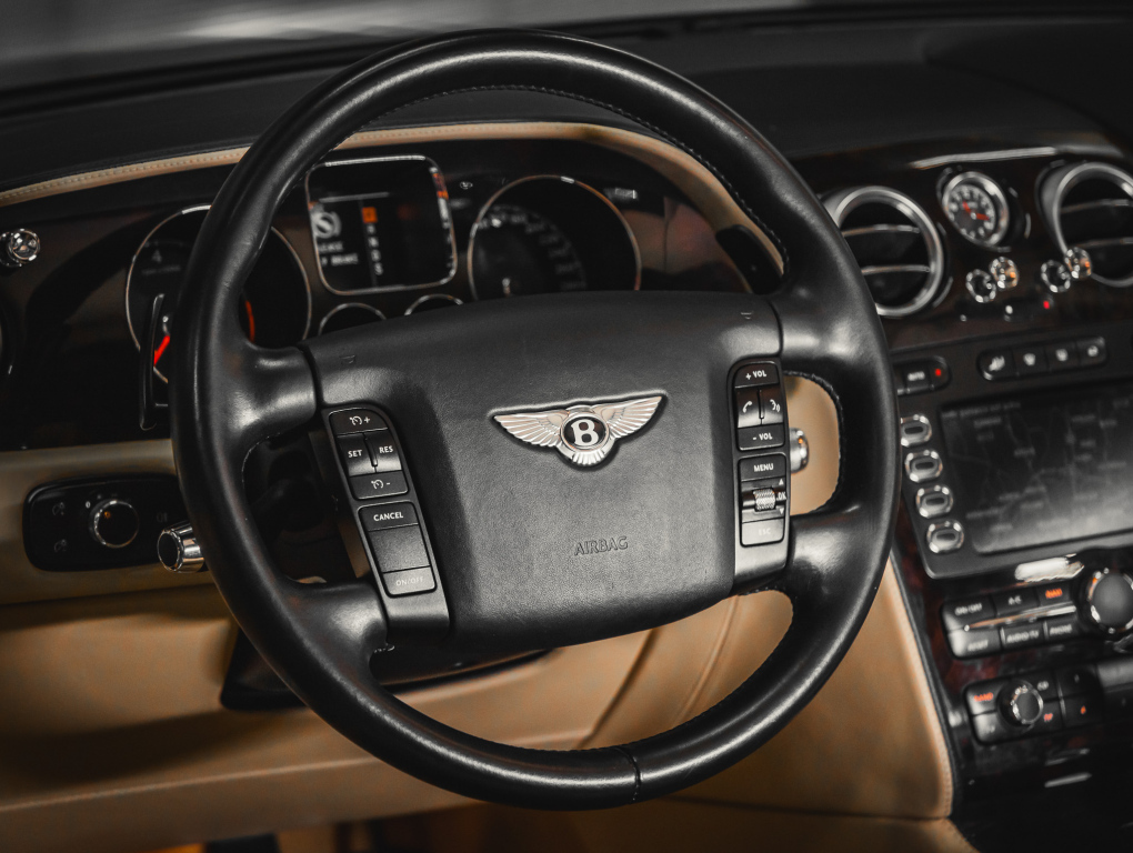 Bentley Continental vaihtoauto