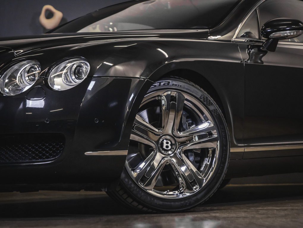Bentley Continental vaihtoauto
