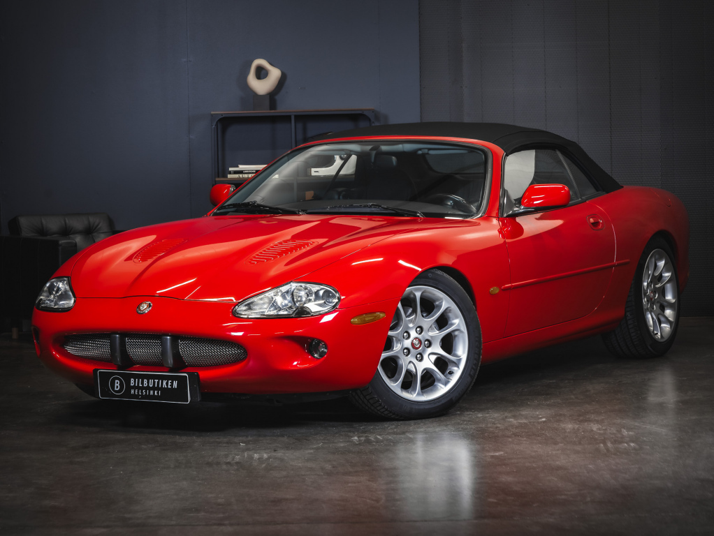 Jaguar XKR vaihtoauto