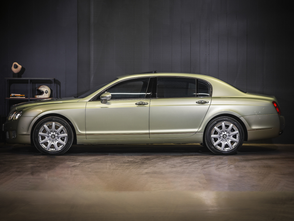Bentley Flying Spur vaihtoauto