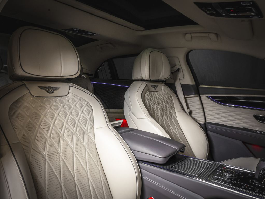 Bentley Flying Spur vaihtoauto