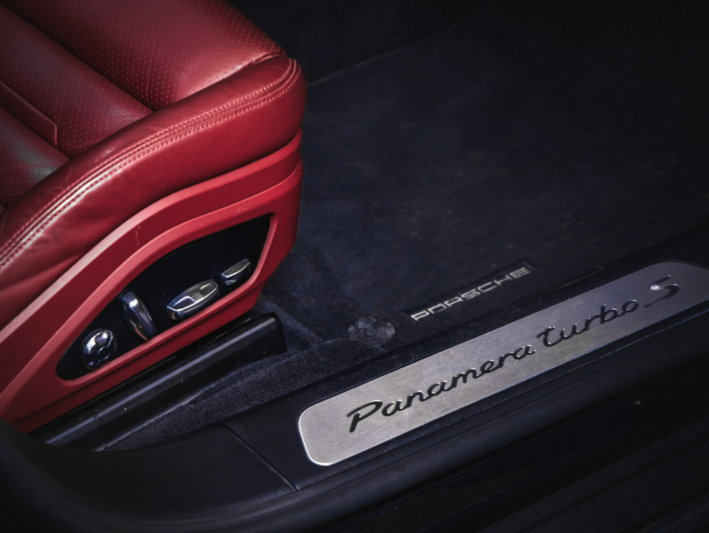 Porsche Panamera vaihtoauto