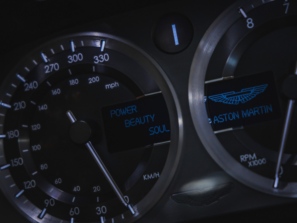 Aston Martin Vantage vaihtoauto