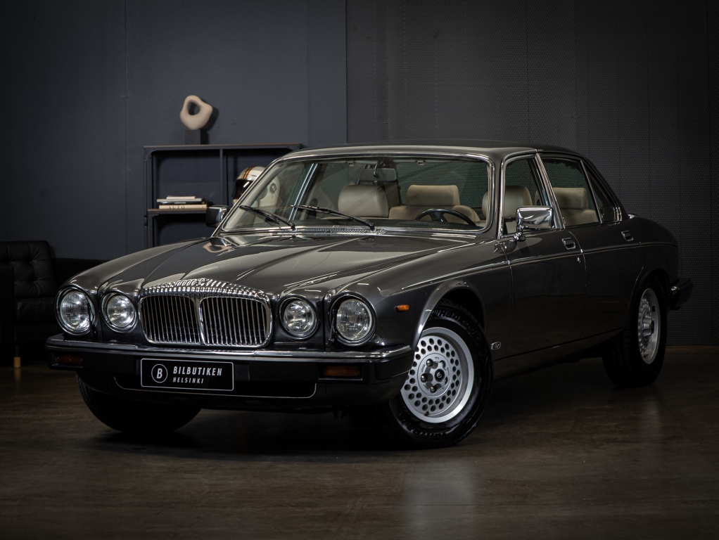 Jaguar Daimler vaihtoauto