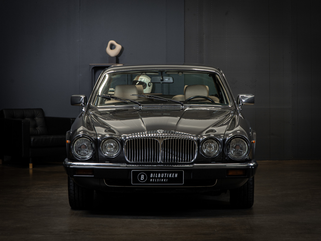 Jaguar Daimler vaihtoauto