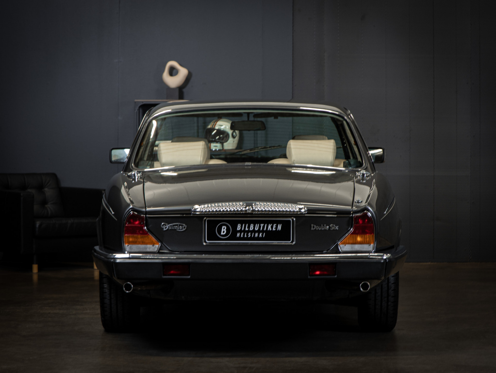 Jaguar Daimler vaihtoauto