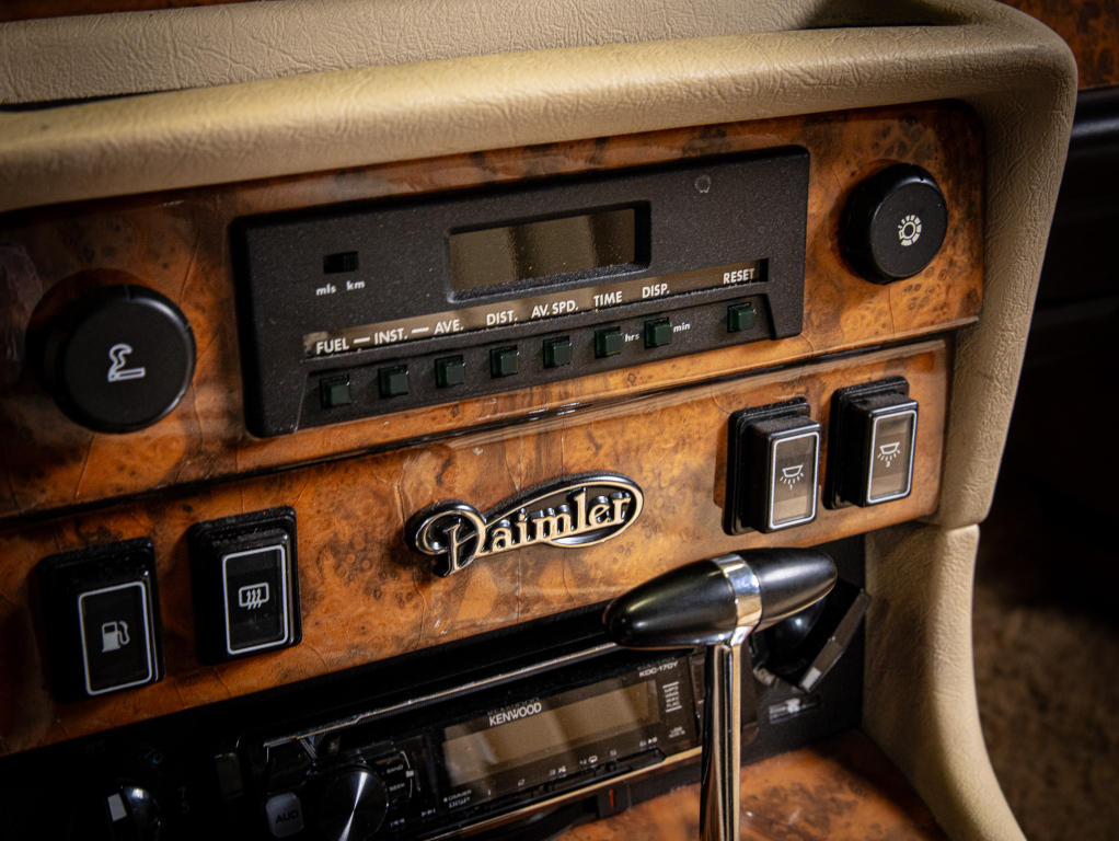 Jaguar Daimler vaihtoauto