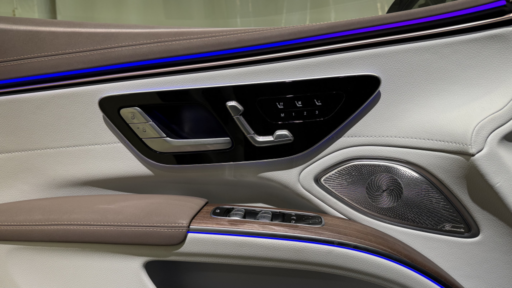 Mercedes-Benz EQS vaihtoauto