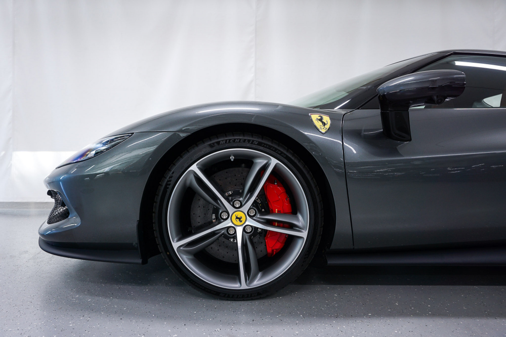 Ferrari 296 GTB vaihtoauto