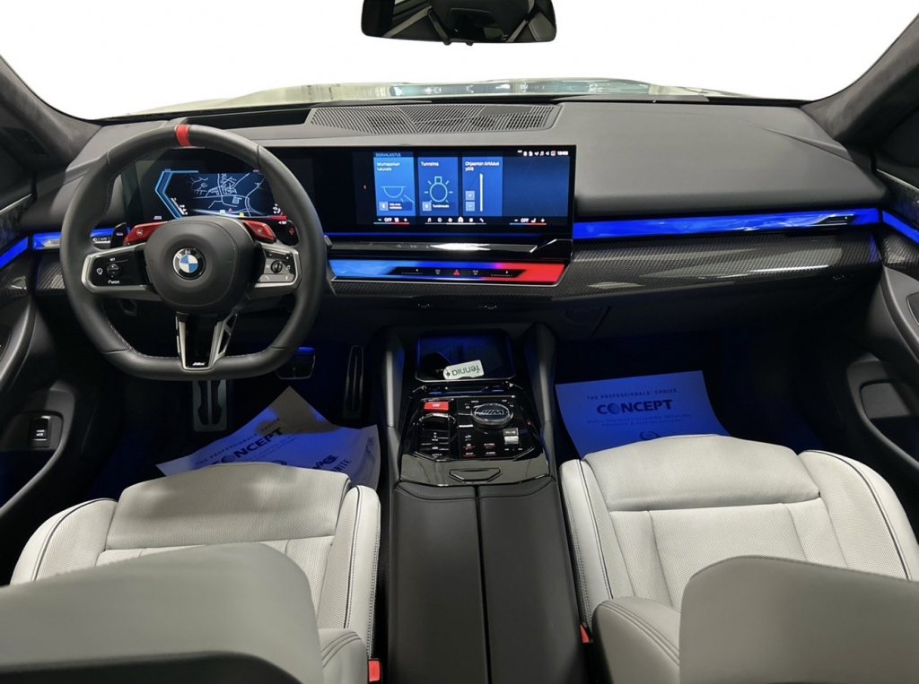 BMW M5 vaihtoauto