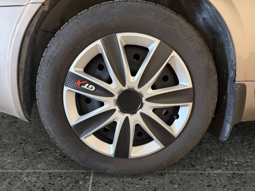 Nissan Primera vaihtoauto