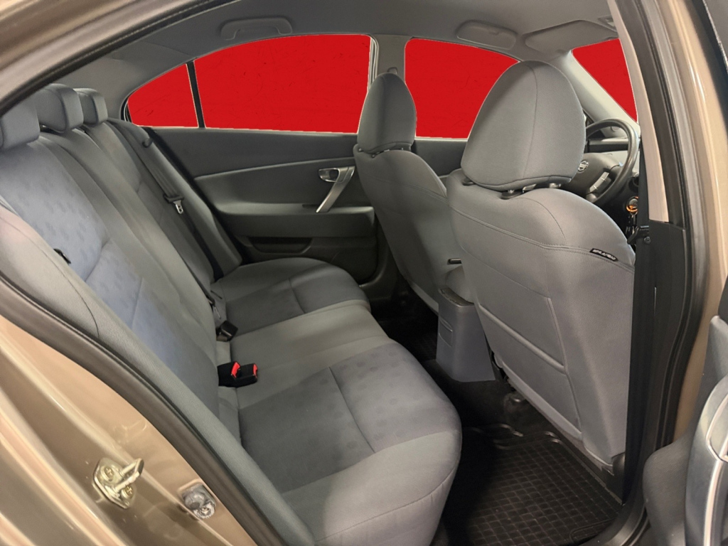 Nissan Primera vaihtoauto