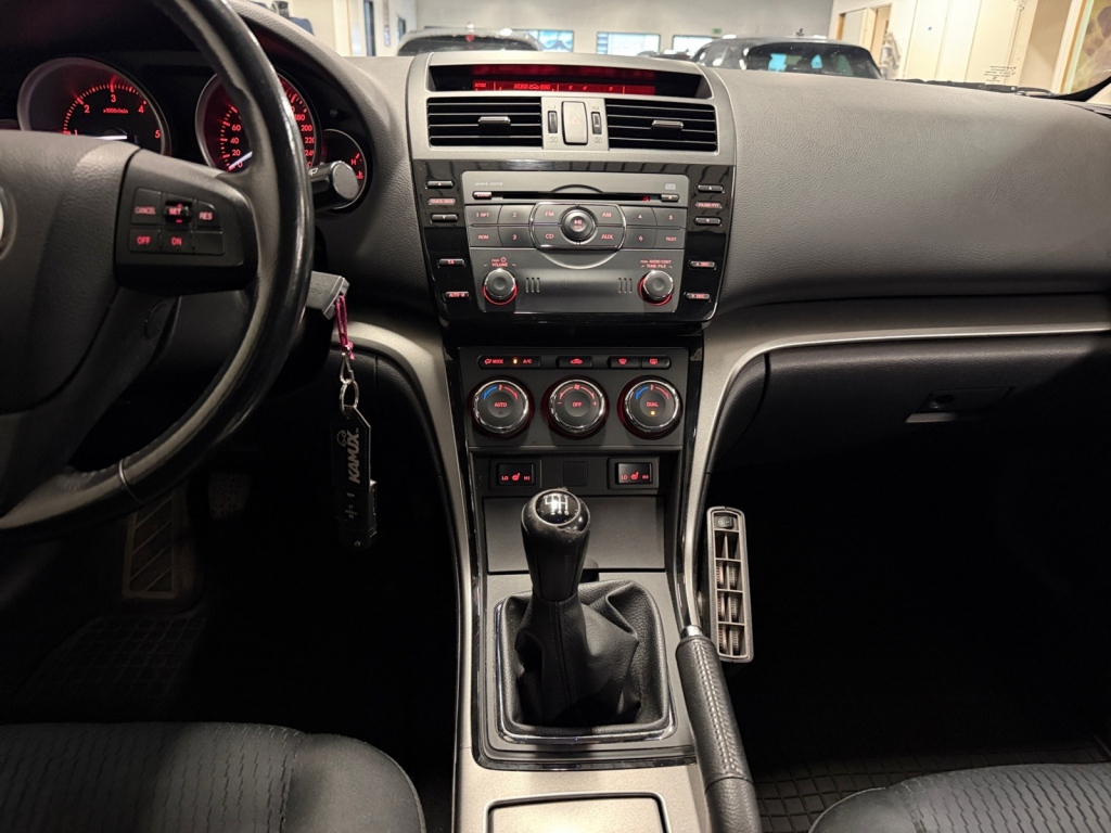 Mazda 6 vaihtoauto