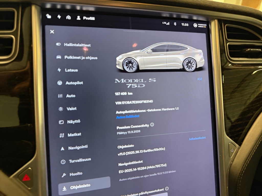 Tesla Model S vaihtoauto