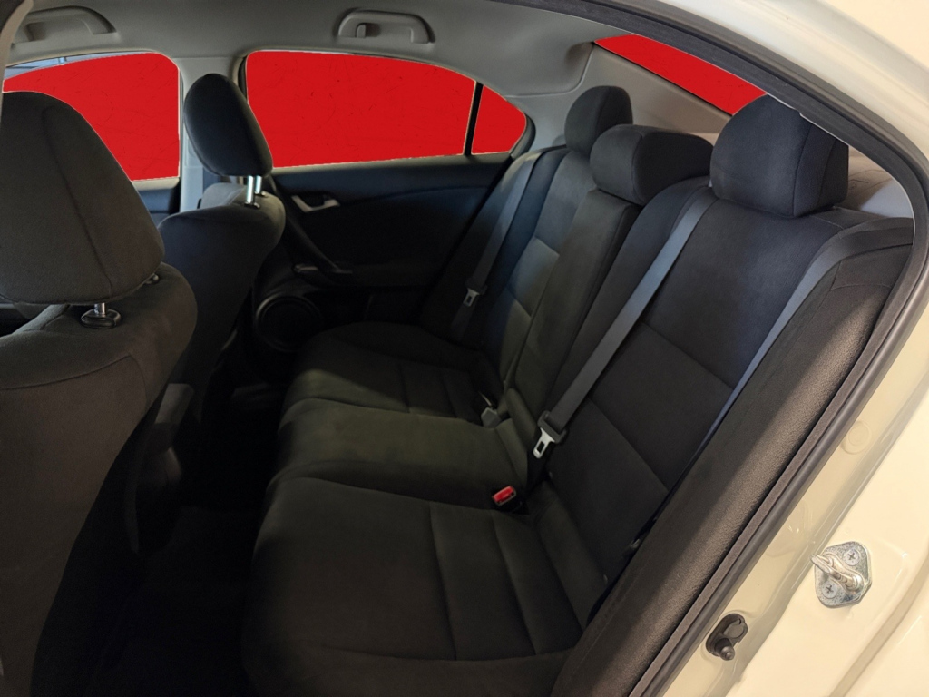 Honda Accord vaihtoauto