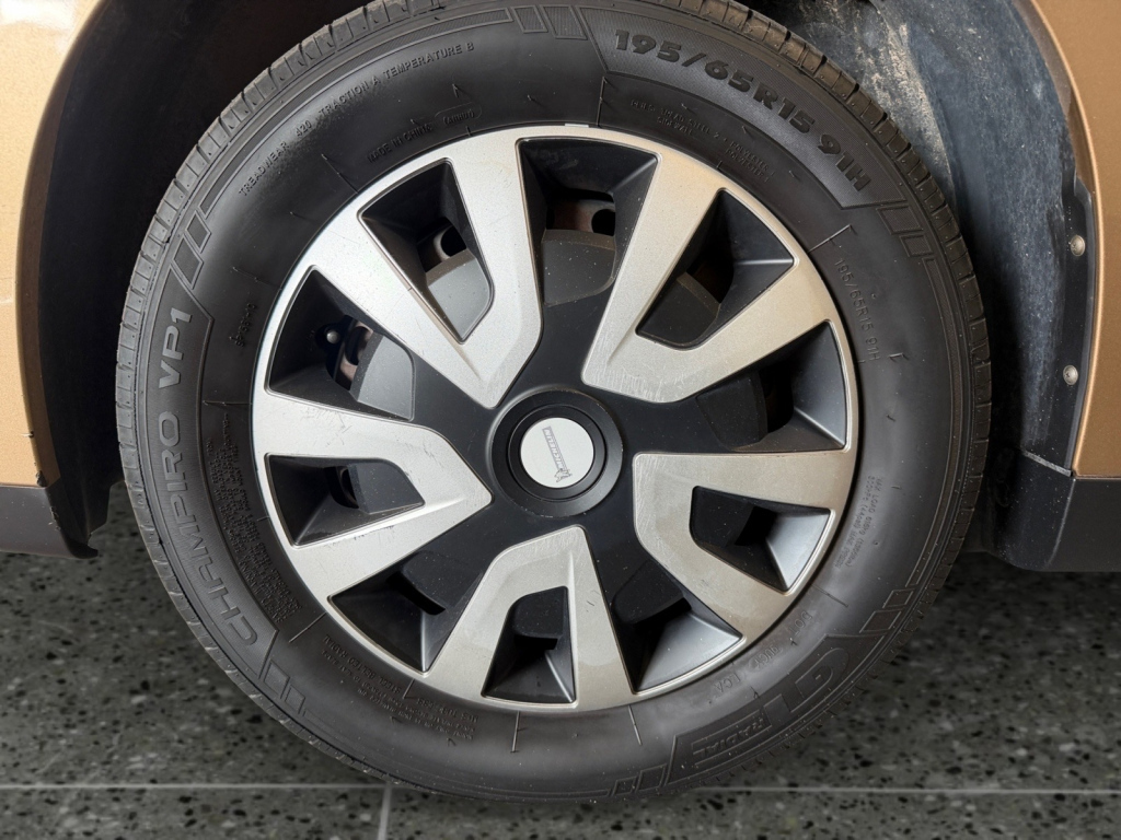 Nissan Tiida vaihtoauto