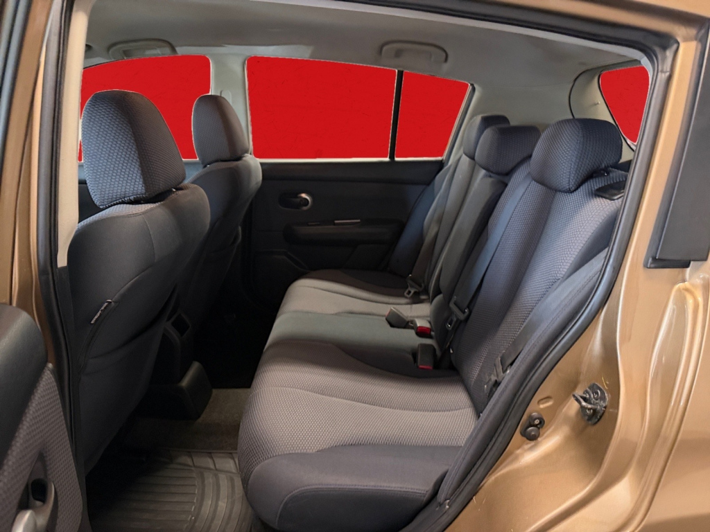 Nissan Tiida vaihtoauto