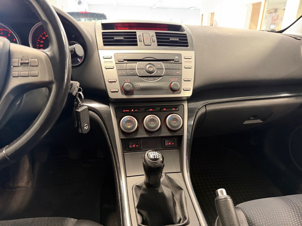 Mazda 6 vaihtoauto