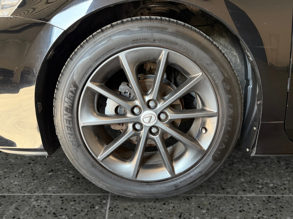 Lexus CT vaihtoauto