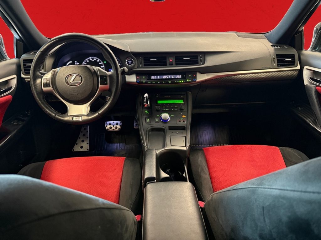 Lexus CT vaihtoauto