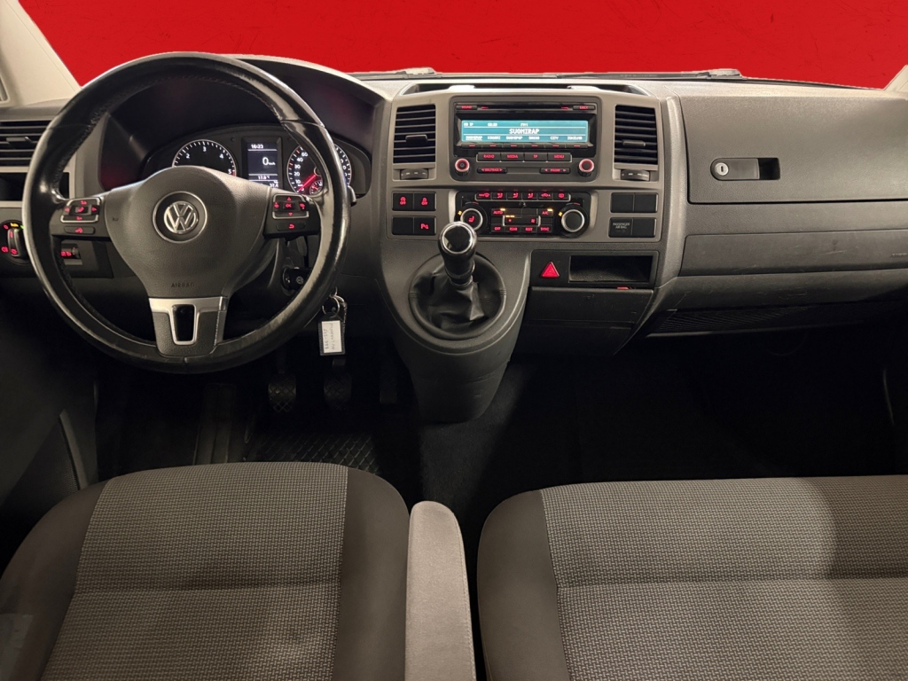 Volkswagen Caravelle vaihtoauto