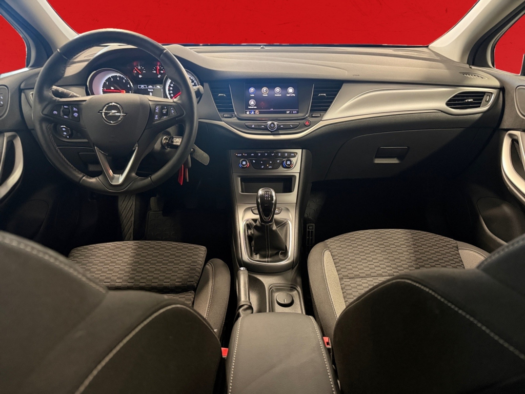 Opel Astra vaihtoauto