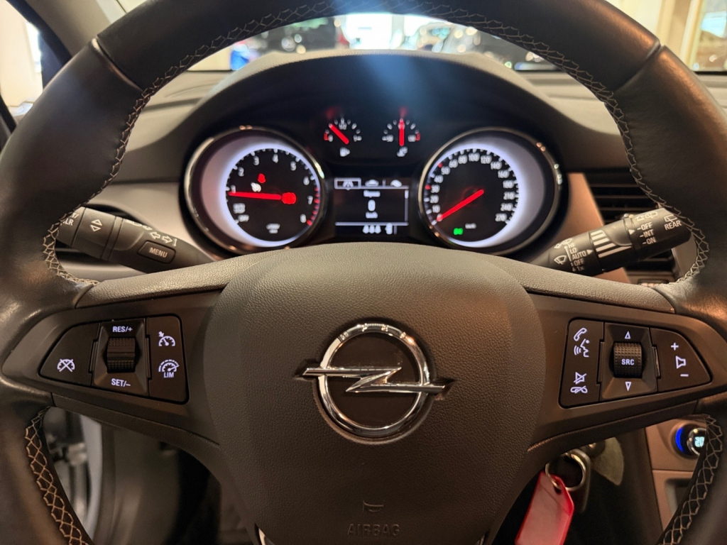 Opel Astra vaihtoauto