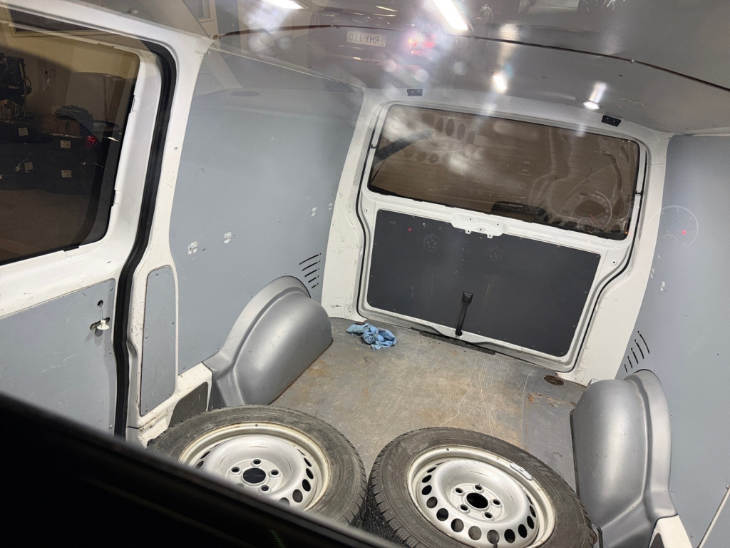 Volkswagen Transporter vaihtoauto