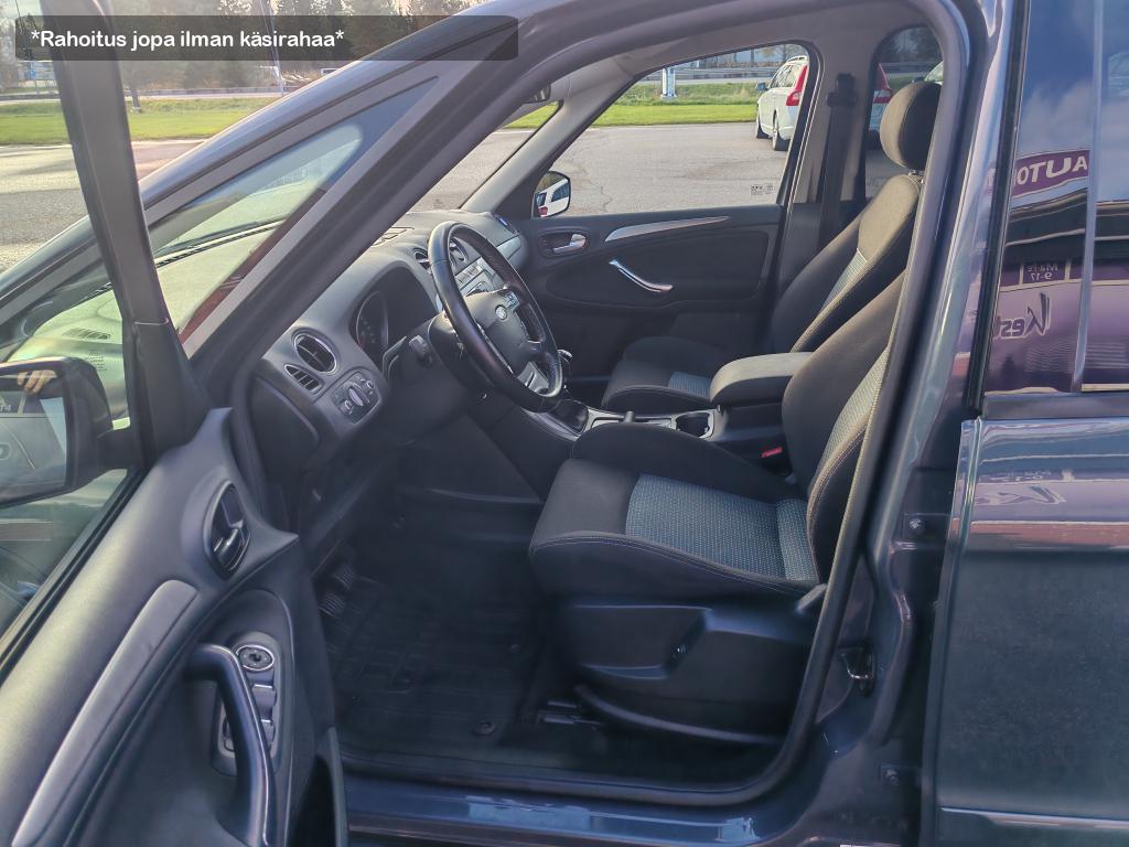 Ford S-MAX vaihtoauto