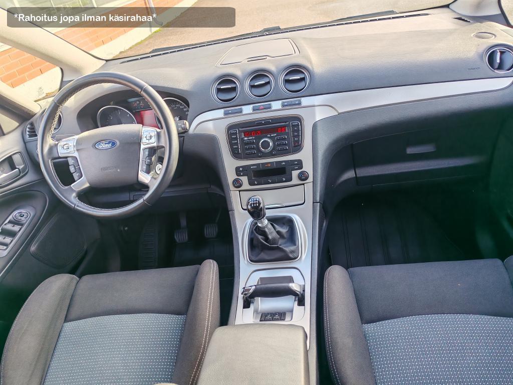 Ford S-MAX vaihtoauto