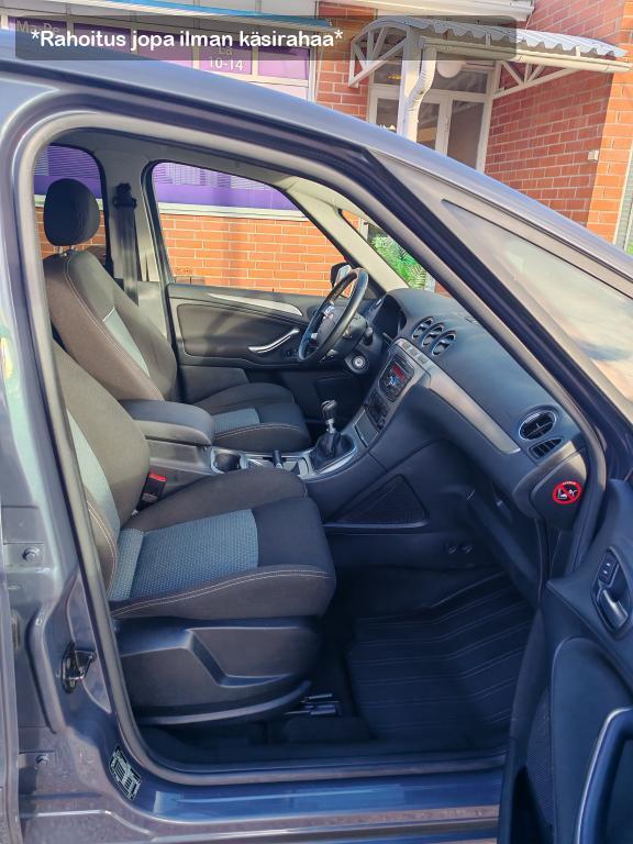 Ford S-MAX vaihtoauto