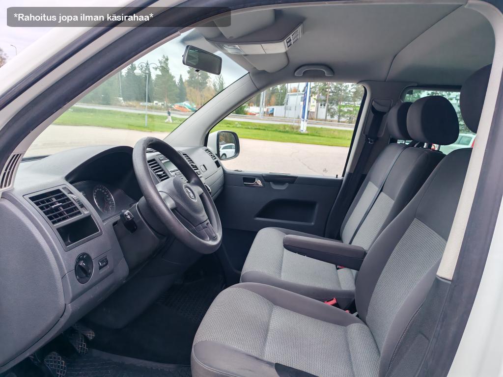 Volkswagen Caravelle vaihtoauto