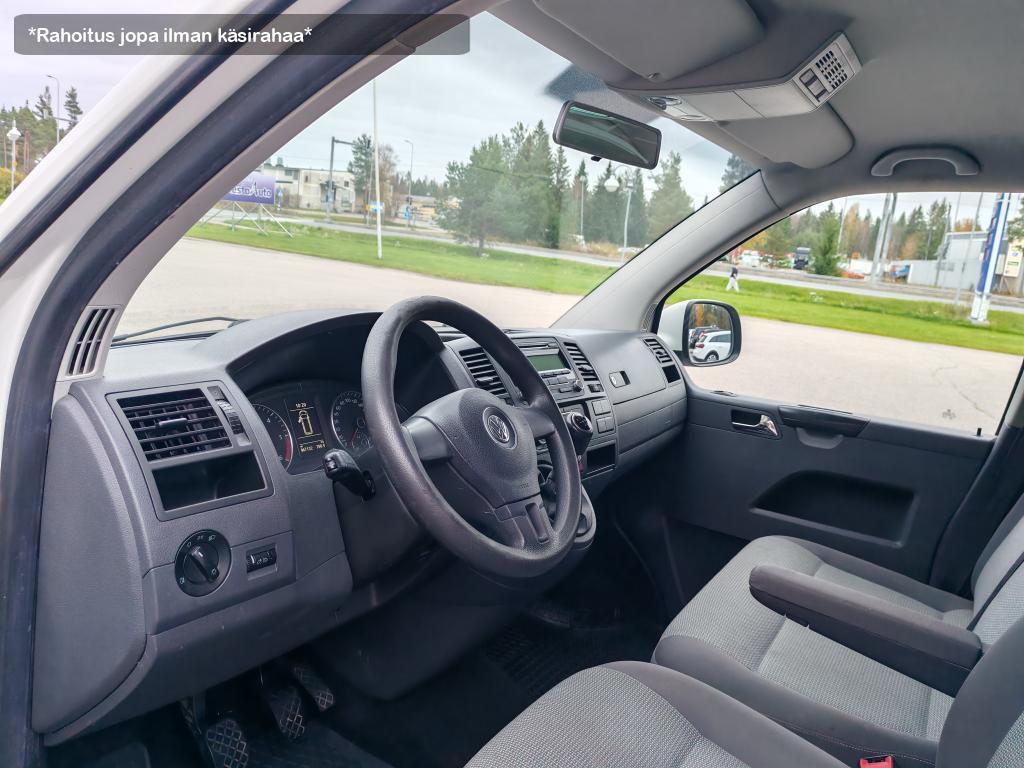 Volkswagen Caravelle vaihtoauto