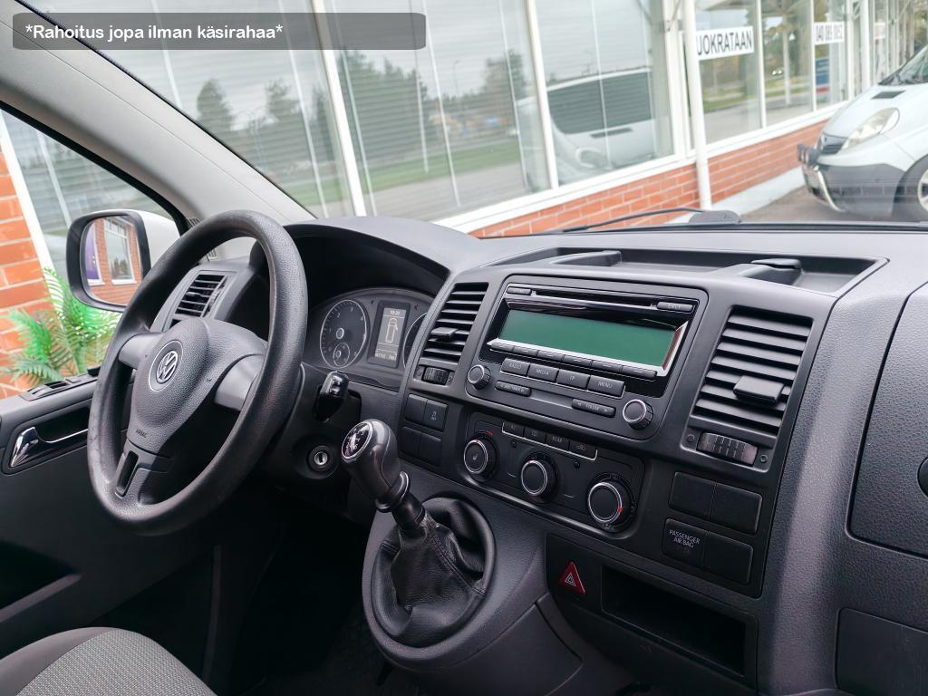 Volkswagen Caravelle vaihtoauto