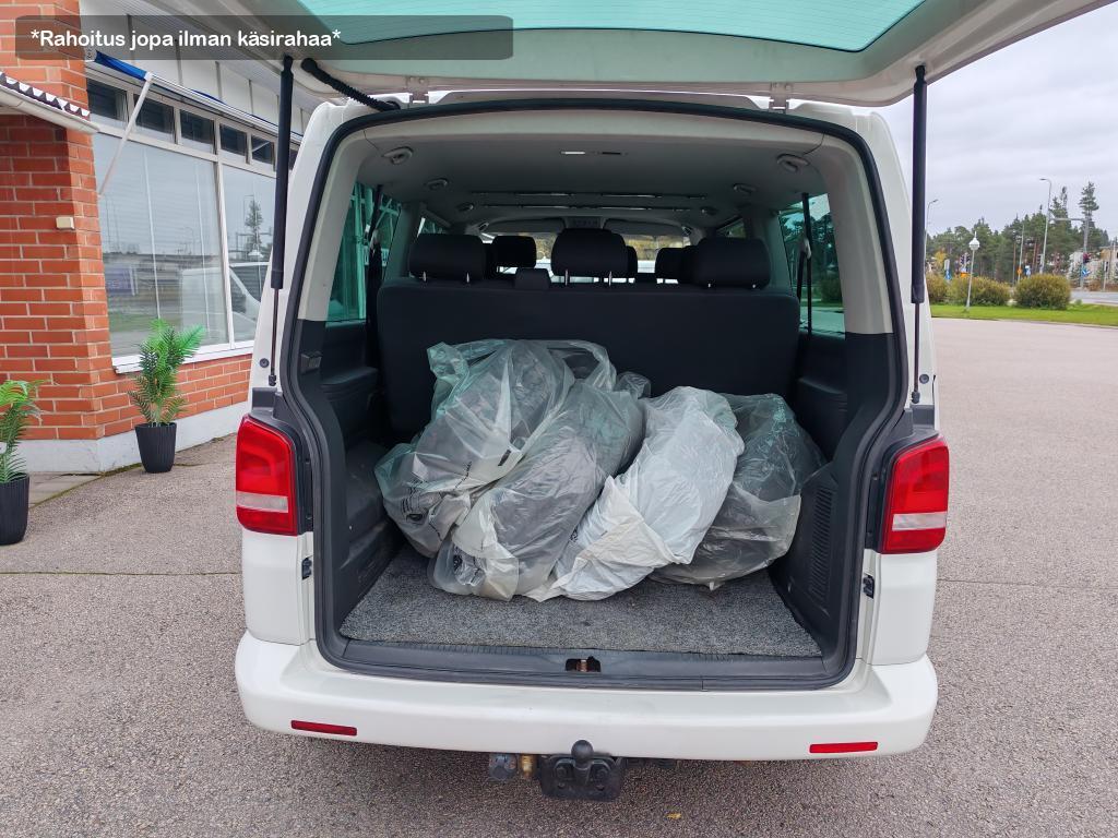 Volkswagen Caravelle vaihtoauto