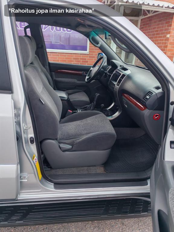 Toyota Land Cruiser vaihtoauto
