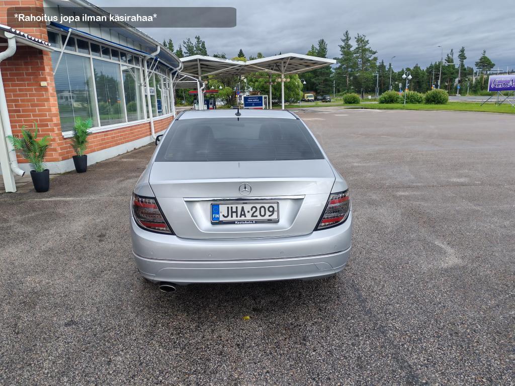 Mercedes-Benz C vaihtoauto