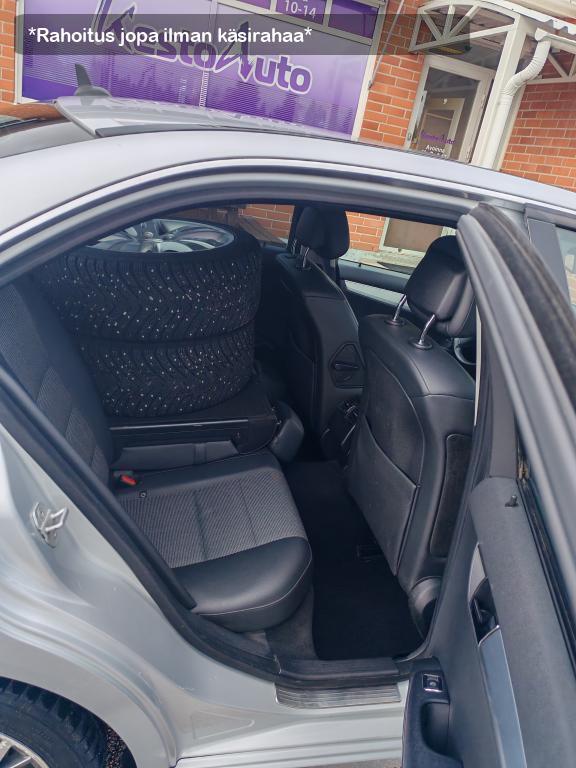 Mercedes-Benz C vaihtoauto