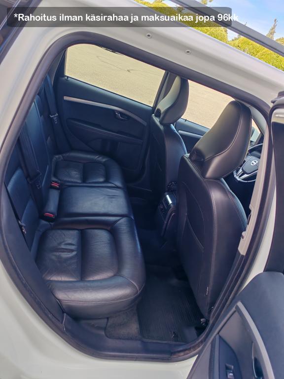 Volvo V70 vaihtoauto