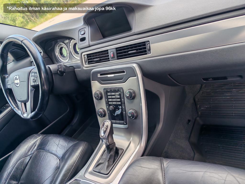 Volvo V70 vaihtoauto