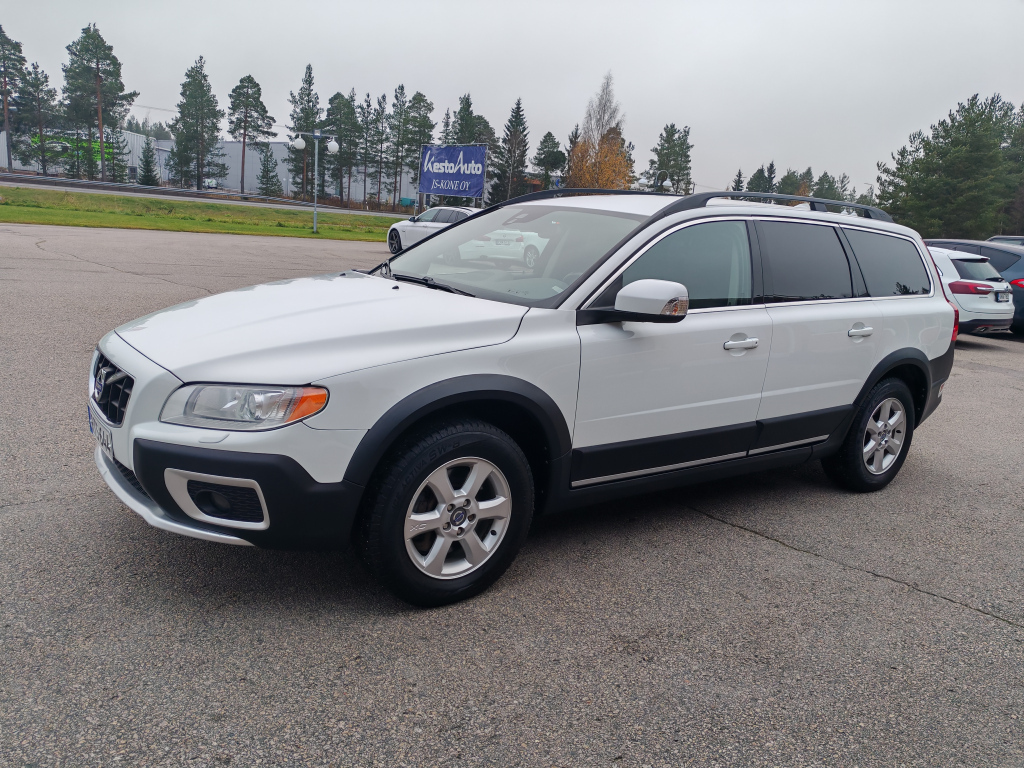 Volvo XC70 vaihtoauto