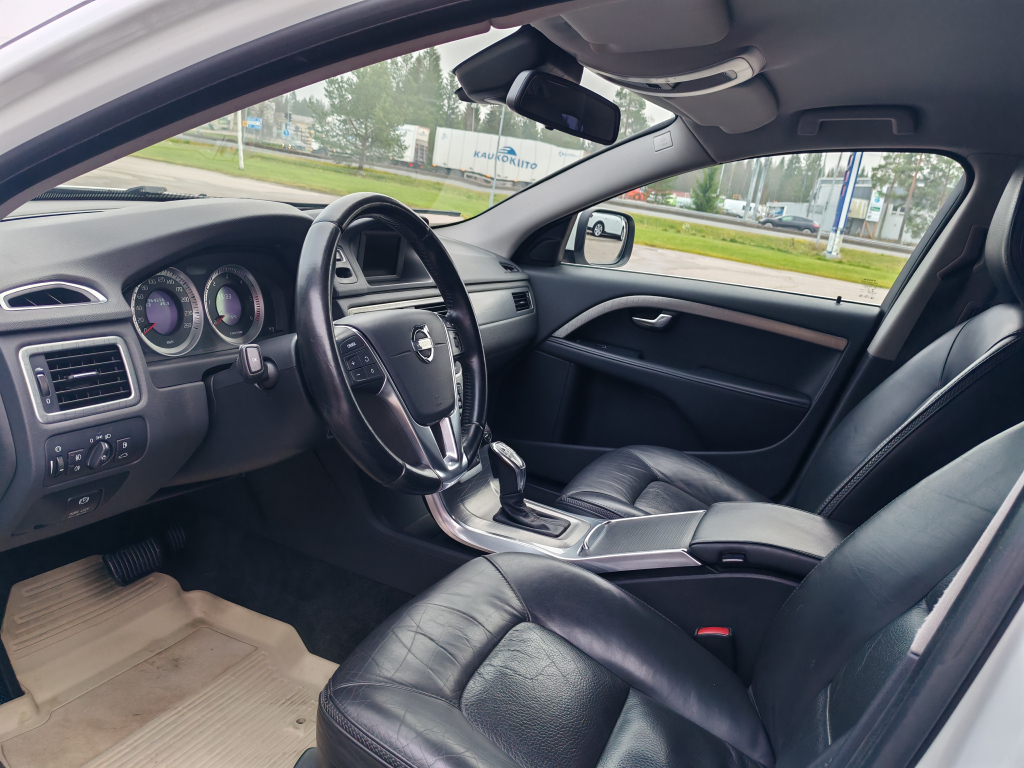 Volvo XC70 vaihtoauto