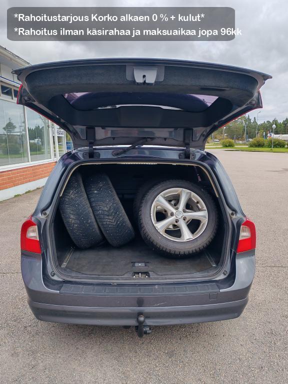 Volvo V70 vaihtoauto