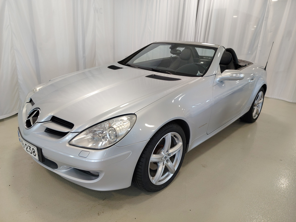 Mercedes-Benz SLK vaihtoauto