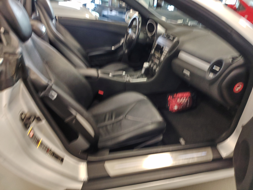 Mercedes-Benz SLK vaihtoauto