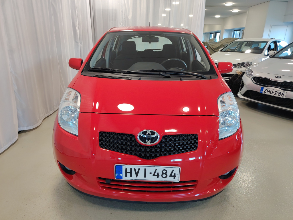 Toyota Yaris vaihtoauto